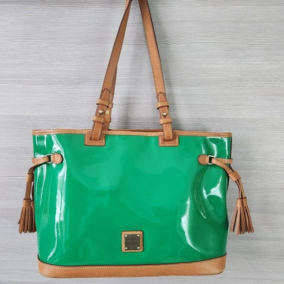 Dooney & Bourke Double Strap Shoulder Tassel Bag Green Patent Leather Purse - Picture 1 of 16